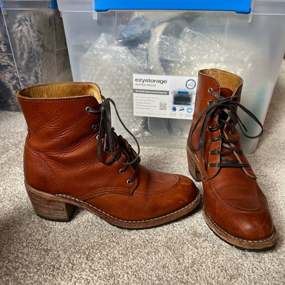redwing Shoes - Redwing Clara boot